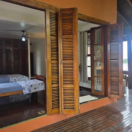 Casa com piscina vista mar-2